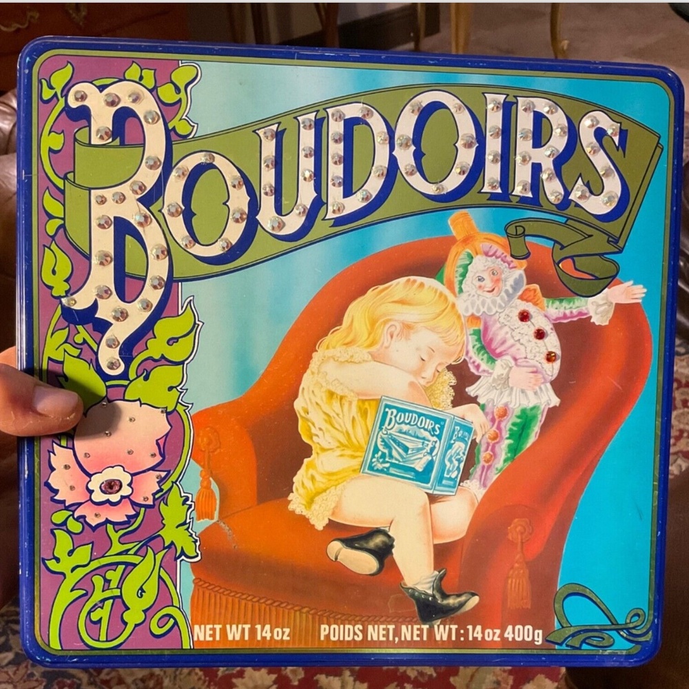 RARE Swarovski Crystals Biscuit Tin Boudoirs Lady Fingers France 14 oz Pretty